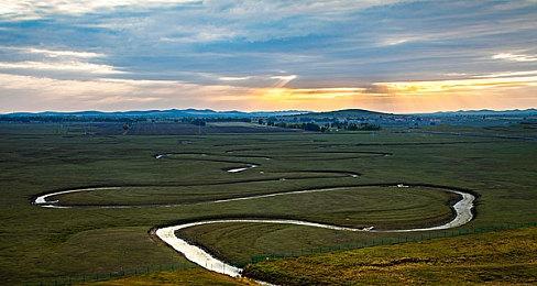 操作鳄鱼向邪恶人类复仇《愤怒的鳄鱼》10月发售
